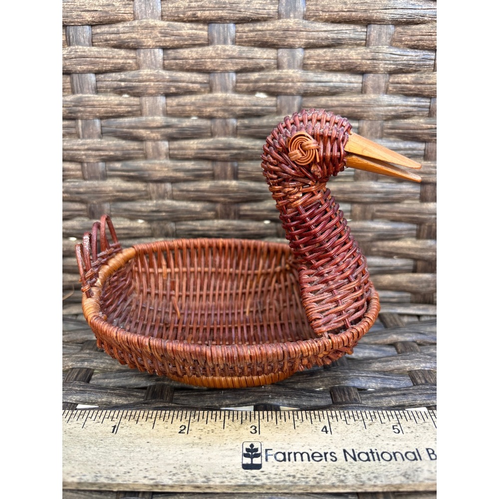 Vintage Wicker Duck Basket Miniature Woven Bird Trinket Dish Brown 6 Inch